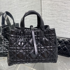 Christian Dior Shopping Bags